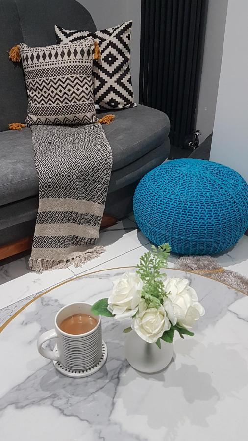 Only Family Groups - Pets For Free - Sleeps 8 - Sofabed Блэкпул